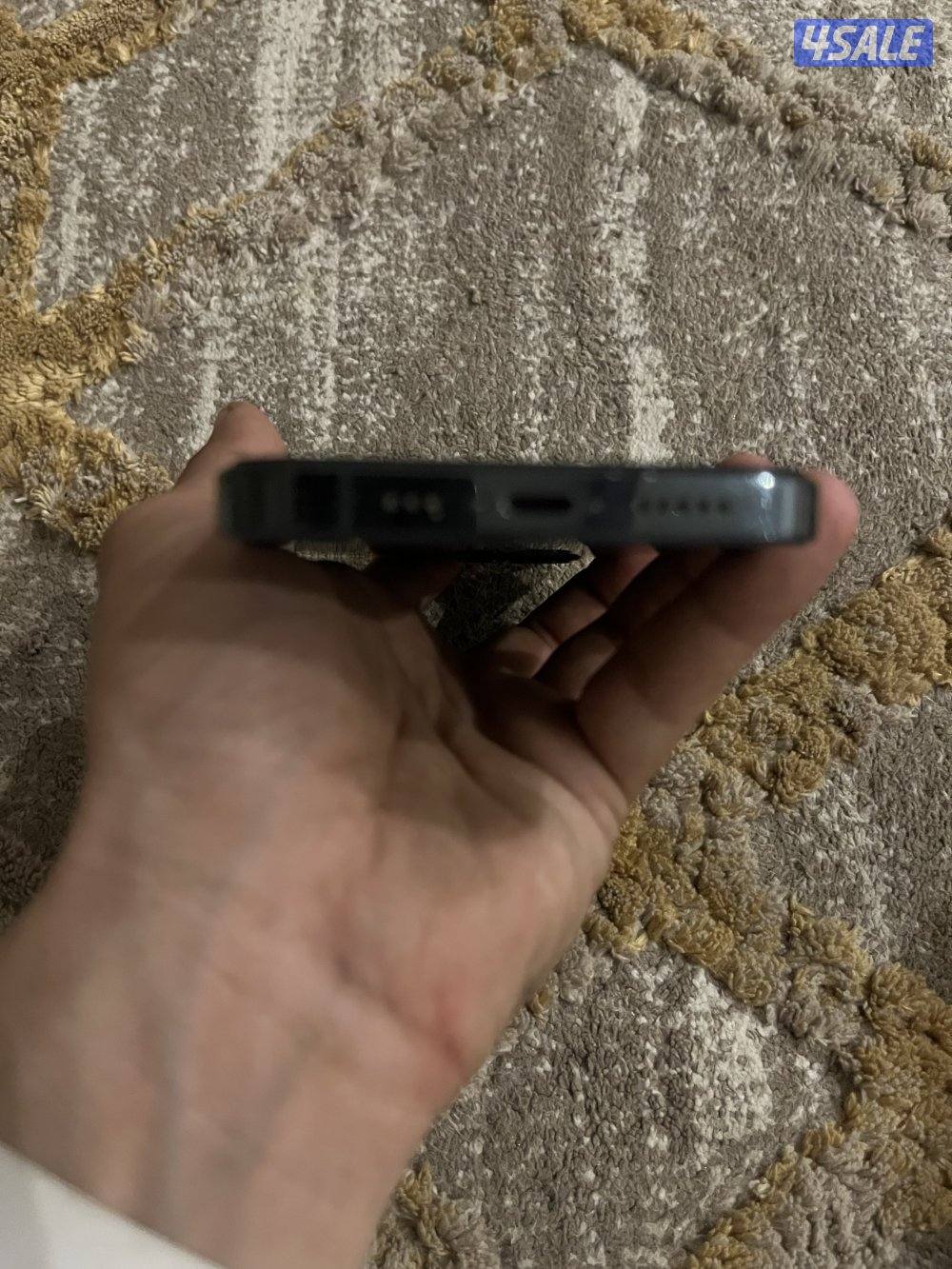 للبيع ايفون 12 برو6