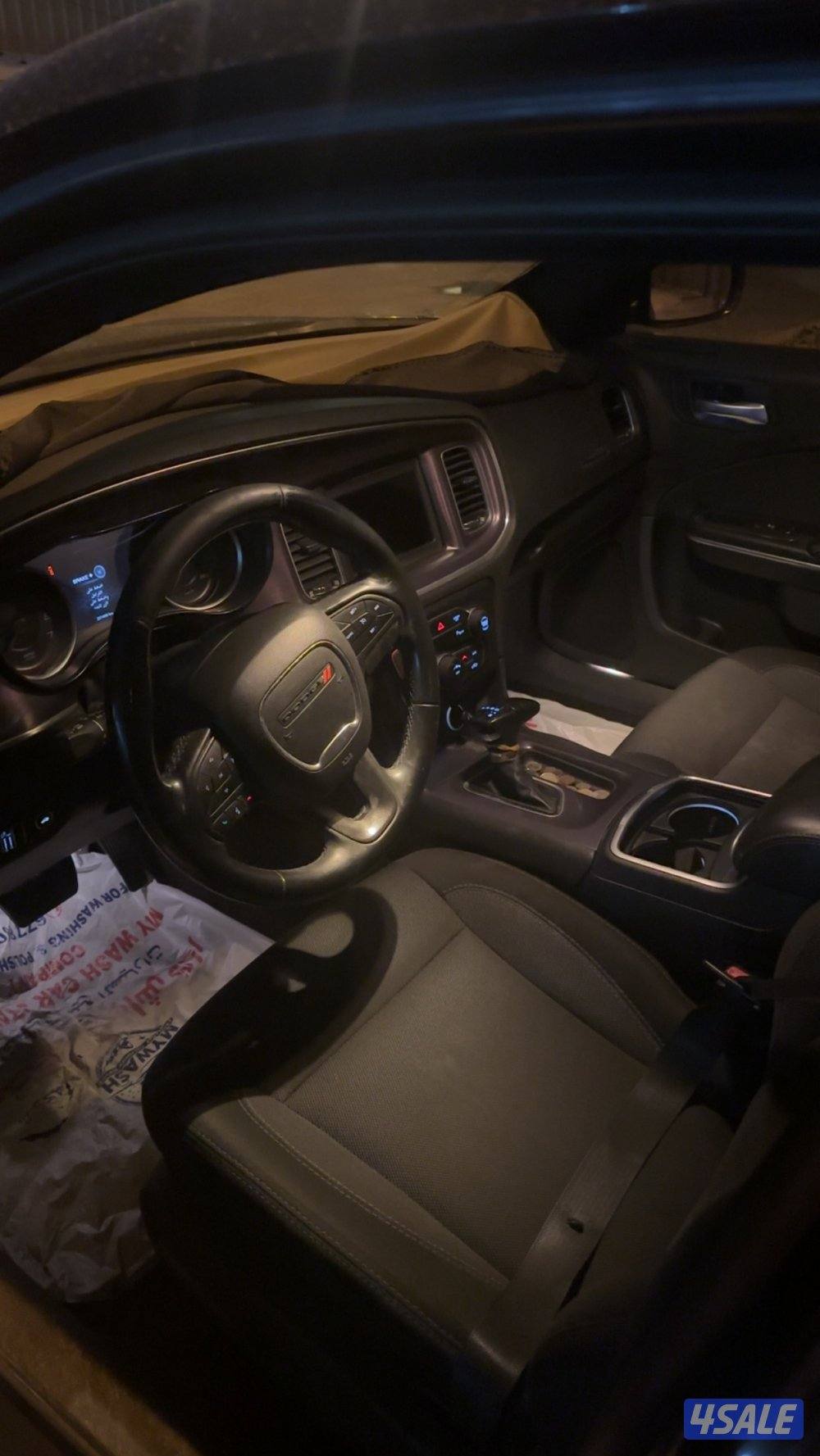 للبيع دوج 2018 الفل stx1