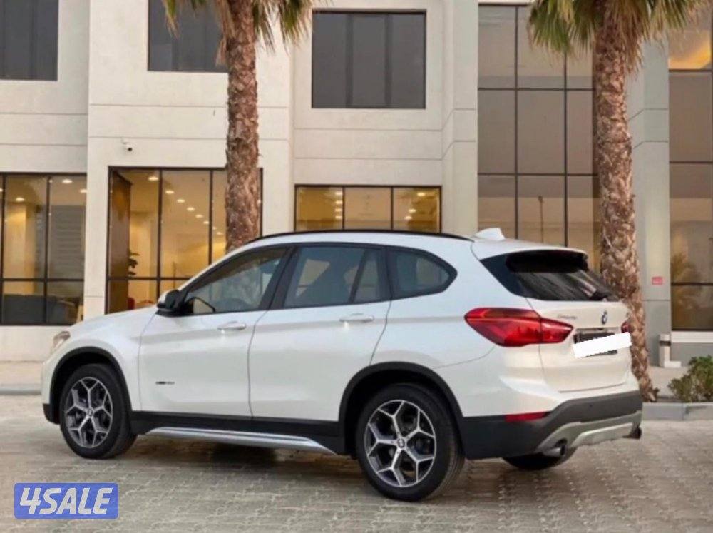 موديل 2017 بحاله ممتازه BMW X1 للبيع2