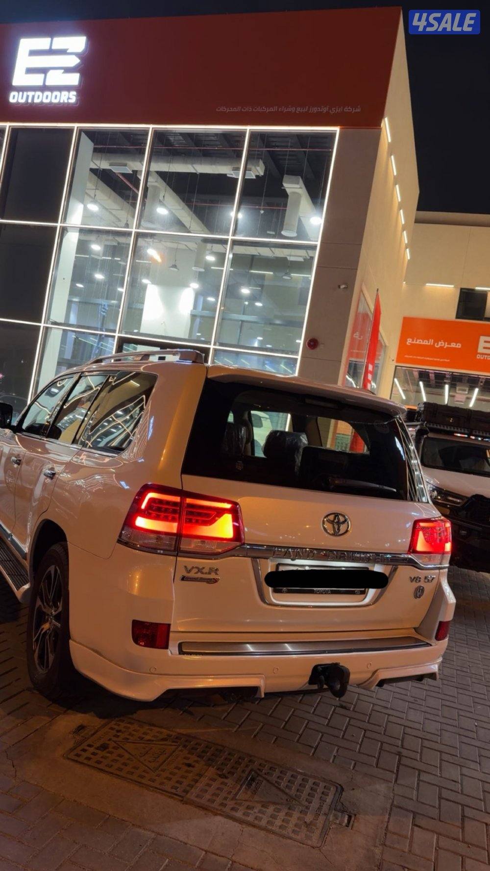 للبيع vxr الساير0