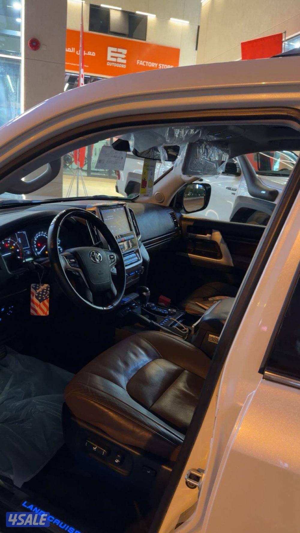 للبيع vxr الساير2