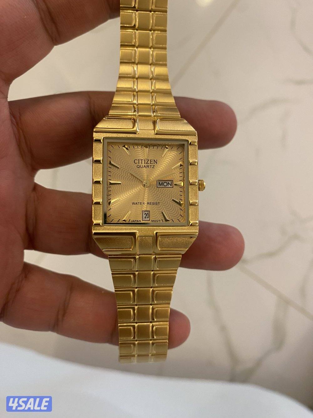 للبيع ساعة اصلية كاسيو0