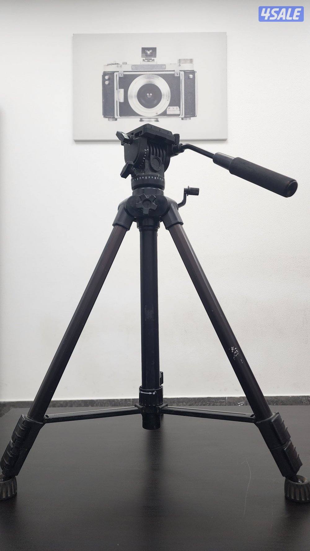 للبيع كانون مارك 4 .. 5D / عدسة الترا سونك 24 - 703