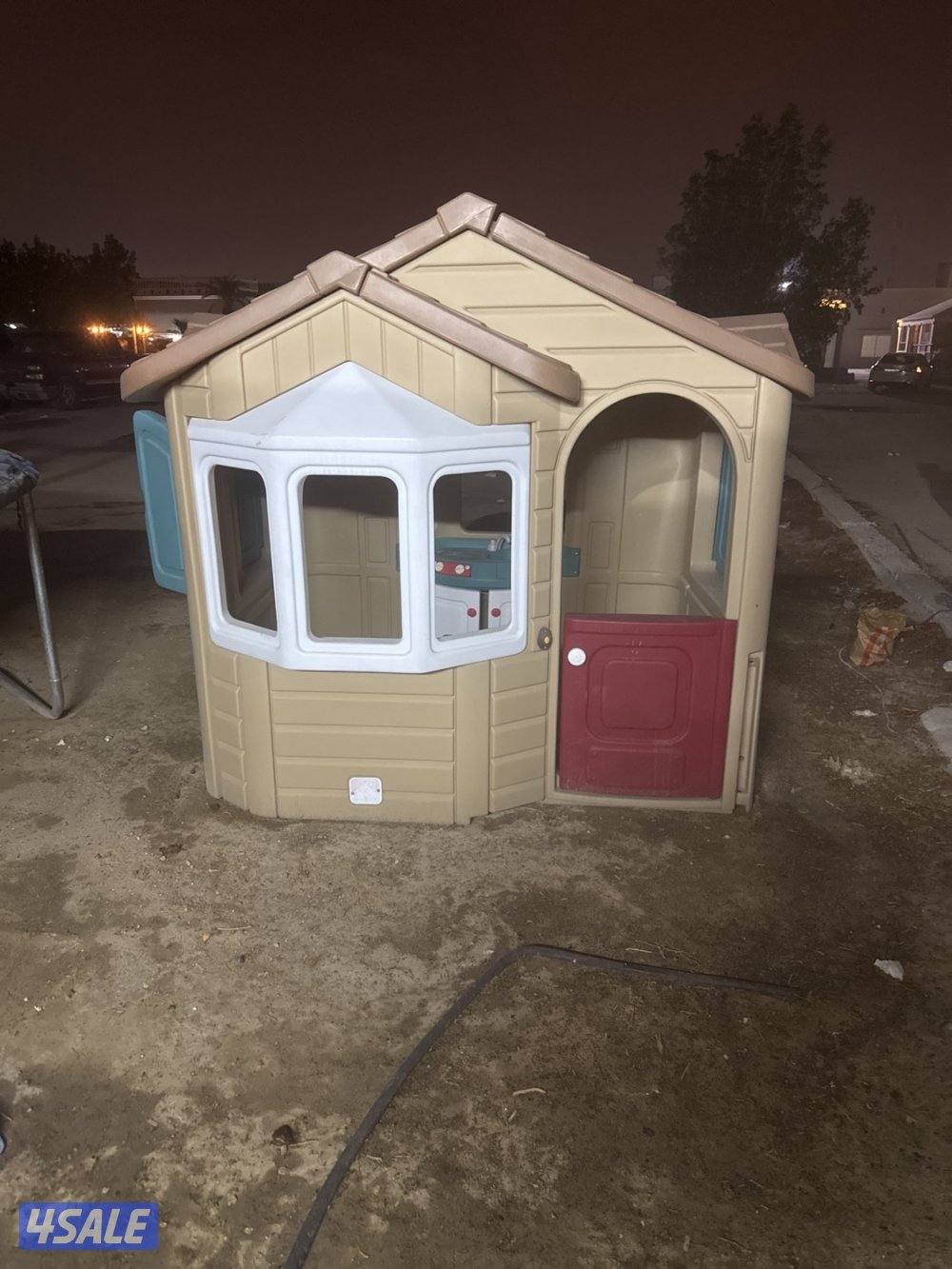 بيت لعبه اطفال ونطاطيه0