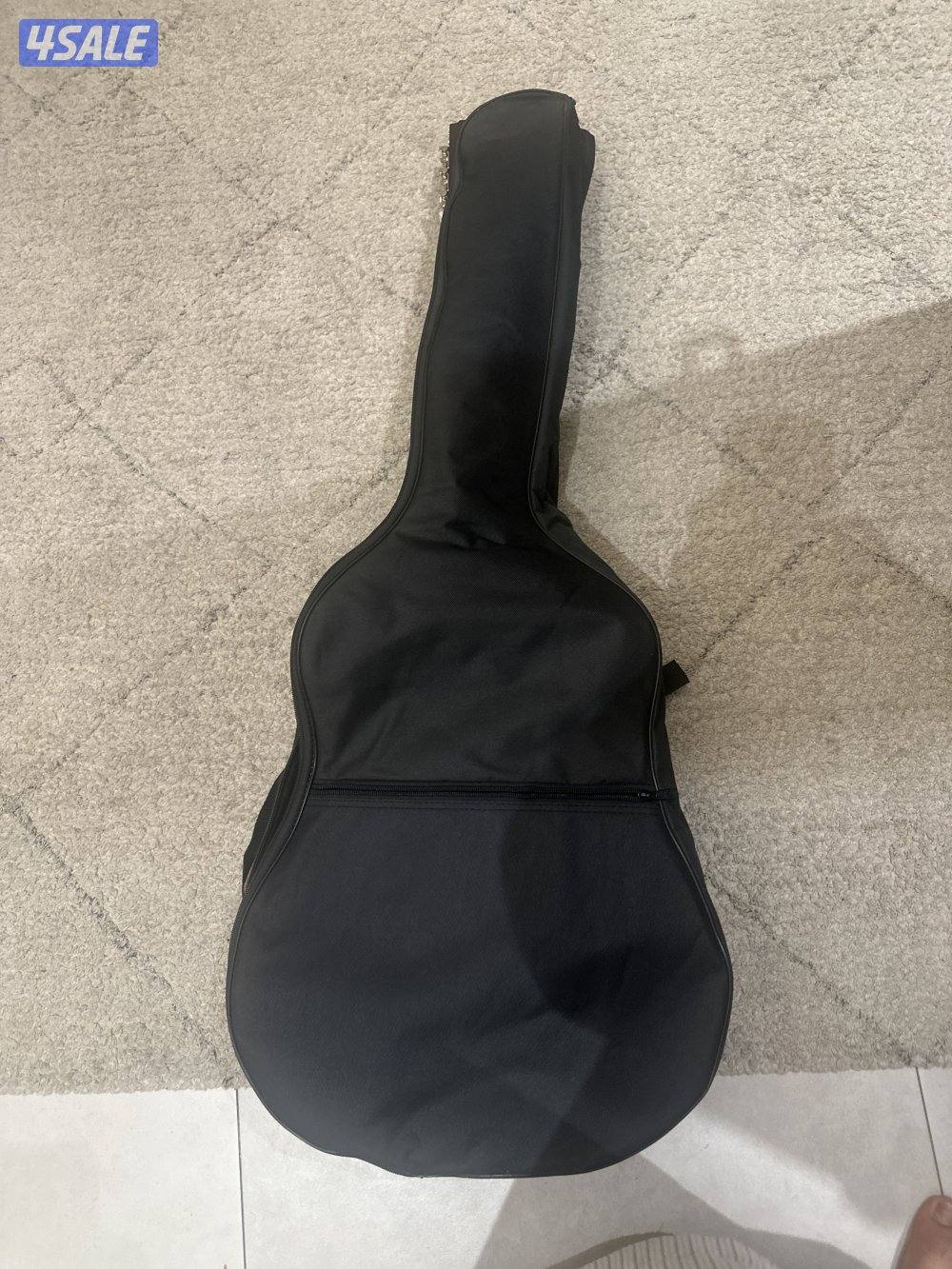 Guitar slightly used1
