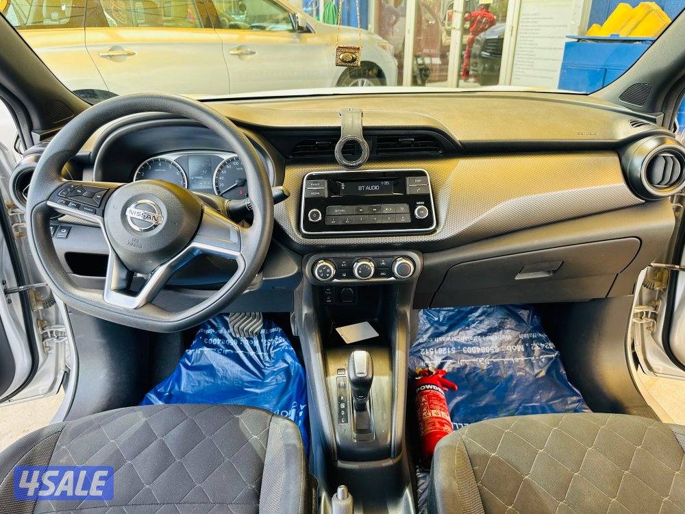 سيارة نيسان5