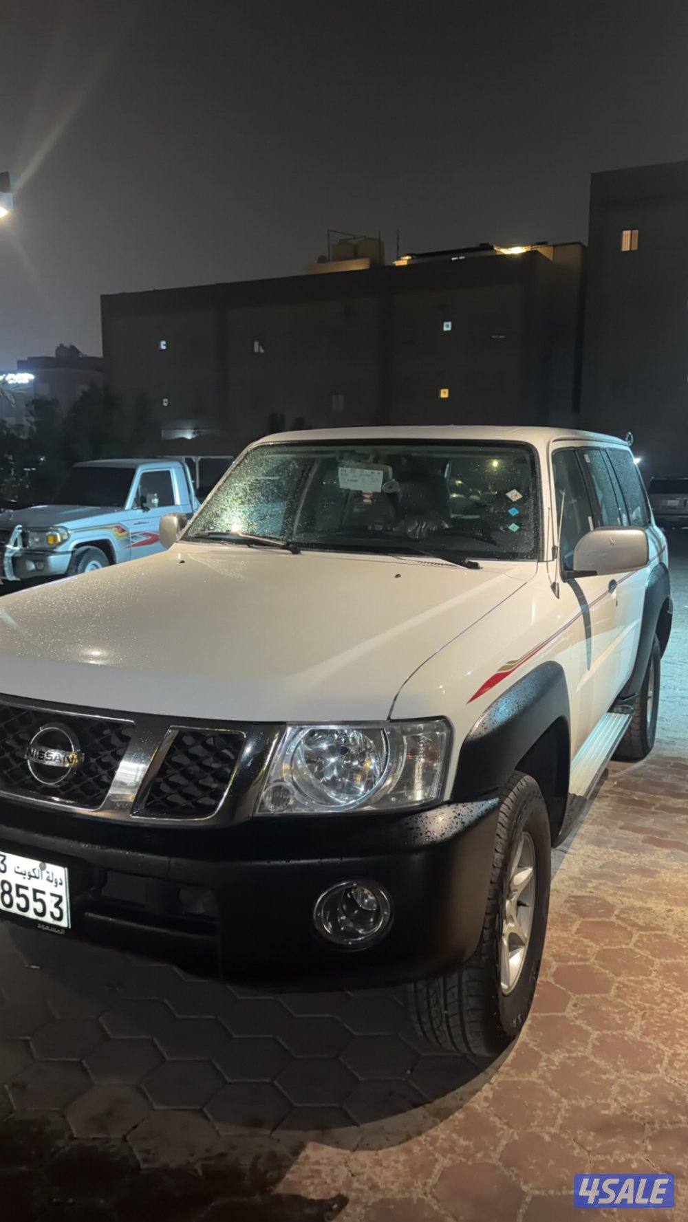 نيسان / سفاري2