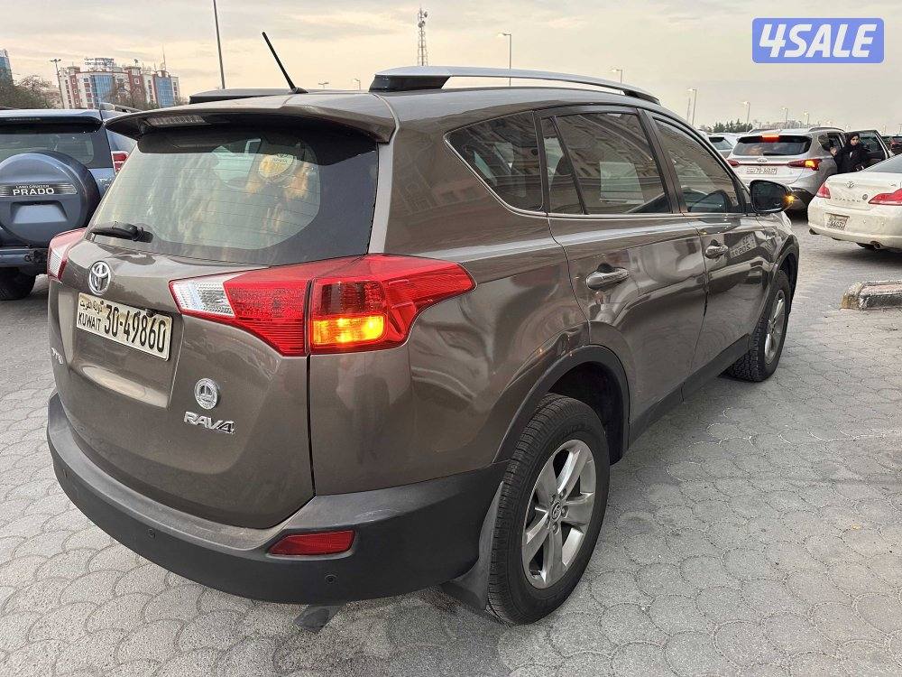 Toyota RAV4 2015 for Sale – Excellent Condition7