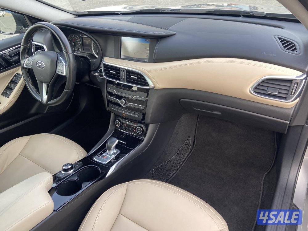 انفينتي Q30 موديل /2017 عداد/55 الف كم وارد الوكاله4