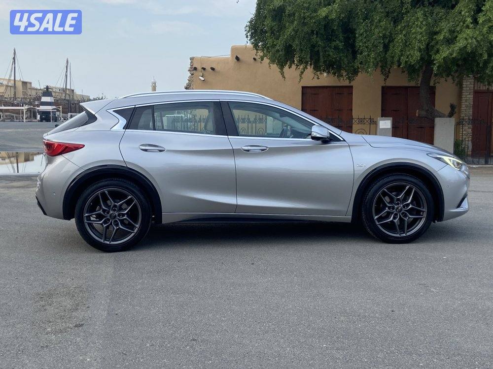 انفينتي Q30 موديل /2017 عداد/55 الف كم وارد الوكاله11