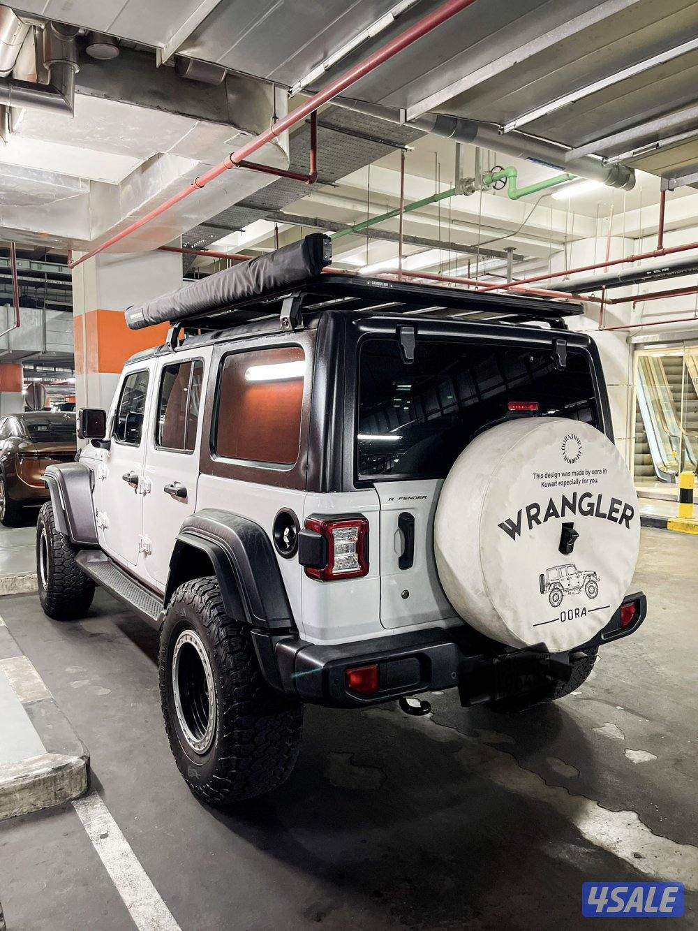 Upgraded off road wrangler white 2018- 0 paint- 0 accidents5