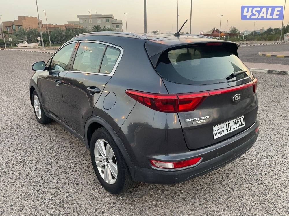 كيا سبورتاج ٢٠١٧ بحاله ممتازه -4
