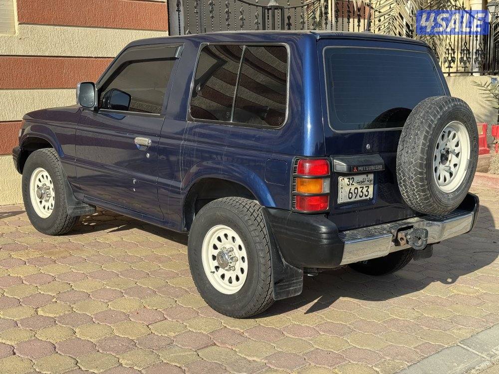 للبيع باجيرو ربع ٤ سلندر موديل ٩٨ قير عادي اساس ماشي ٢١٠ الف11