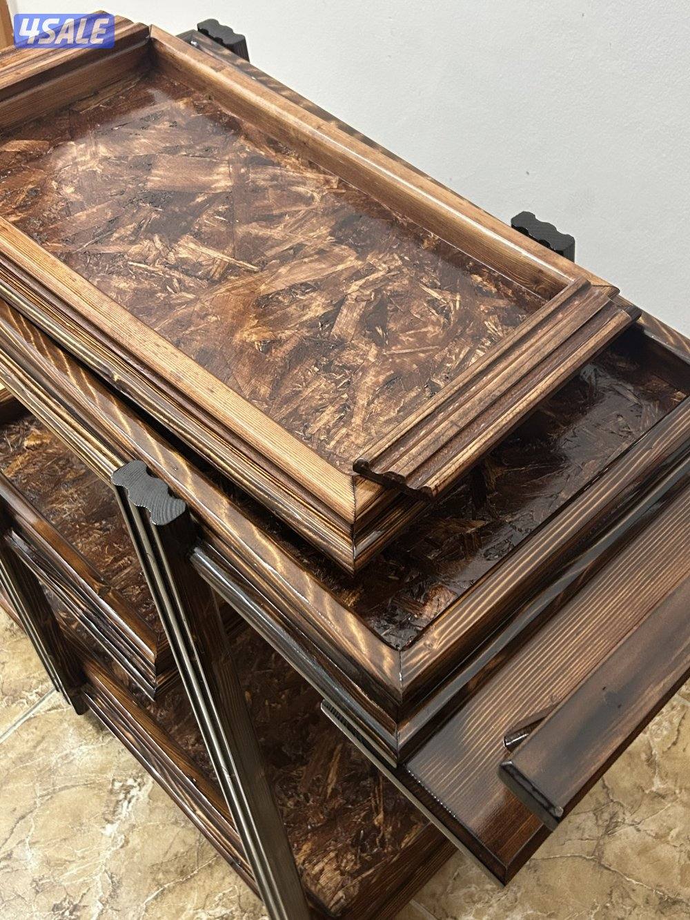 طاوله سيرفس بعجلات2