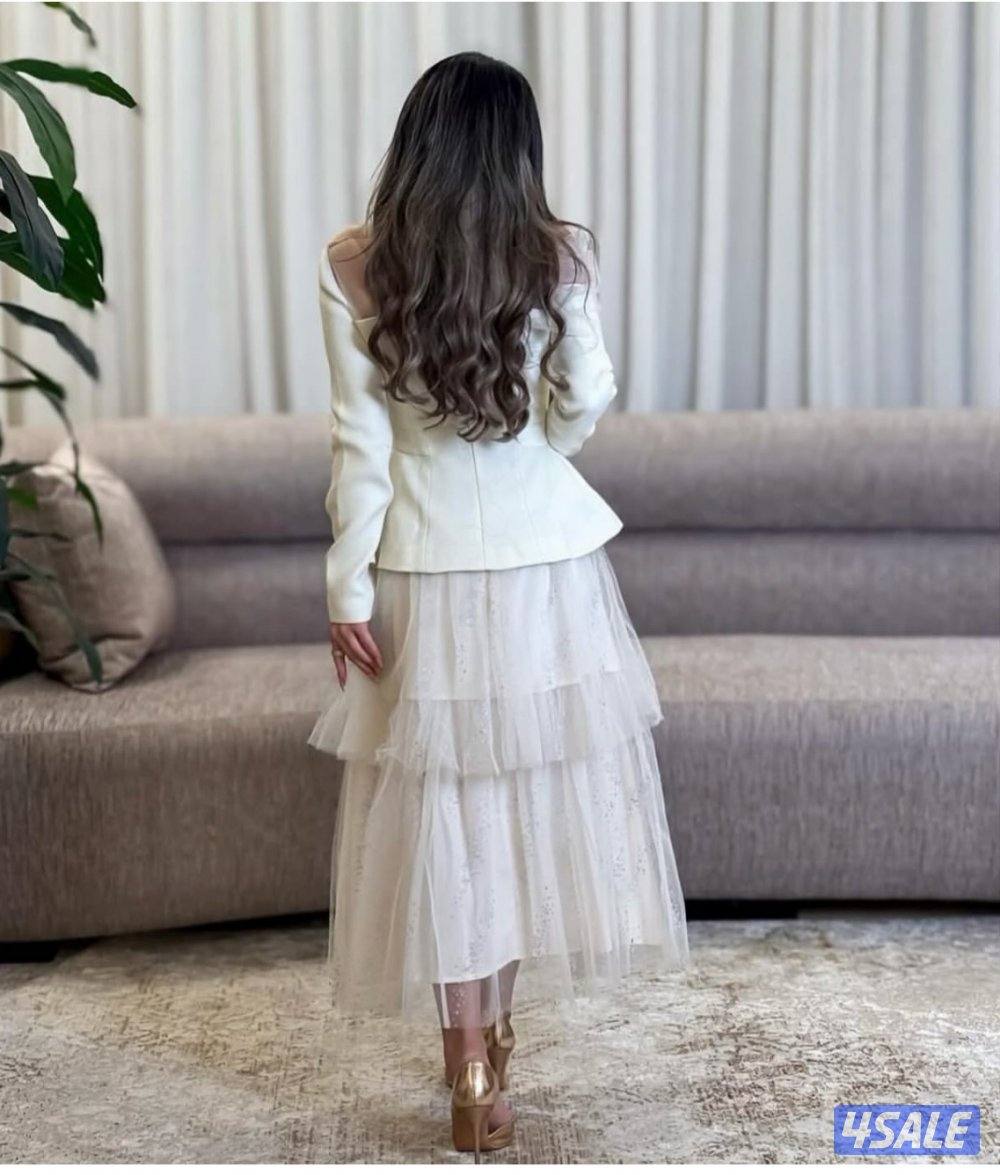 للبيع فستان ملكي فخم4