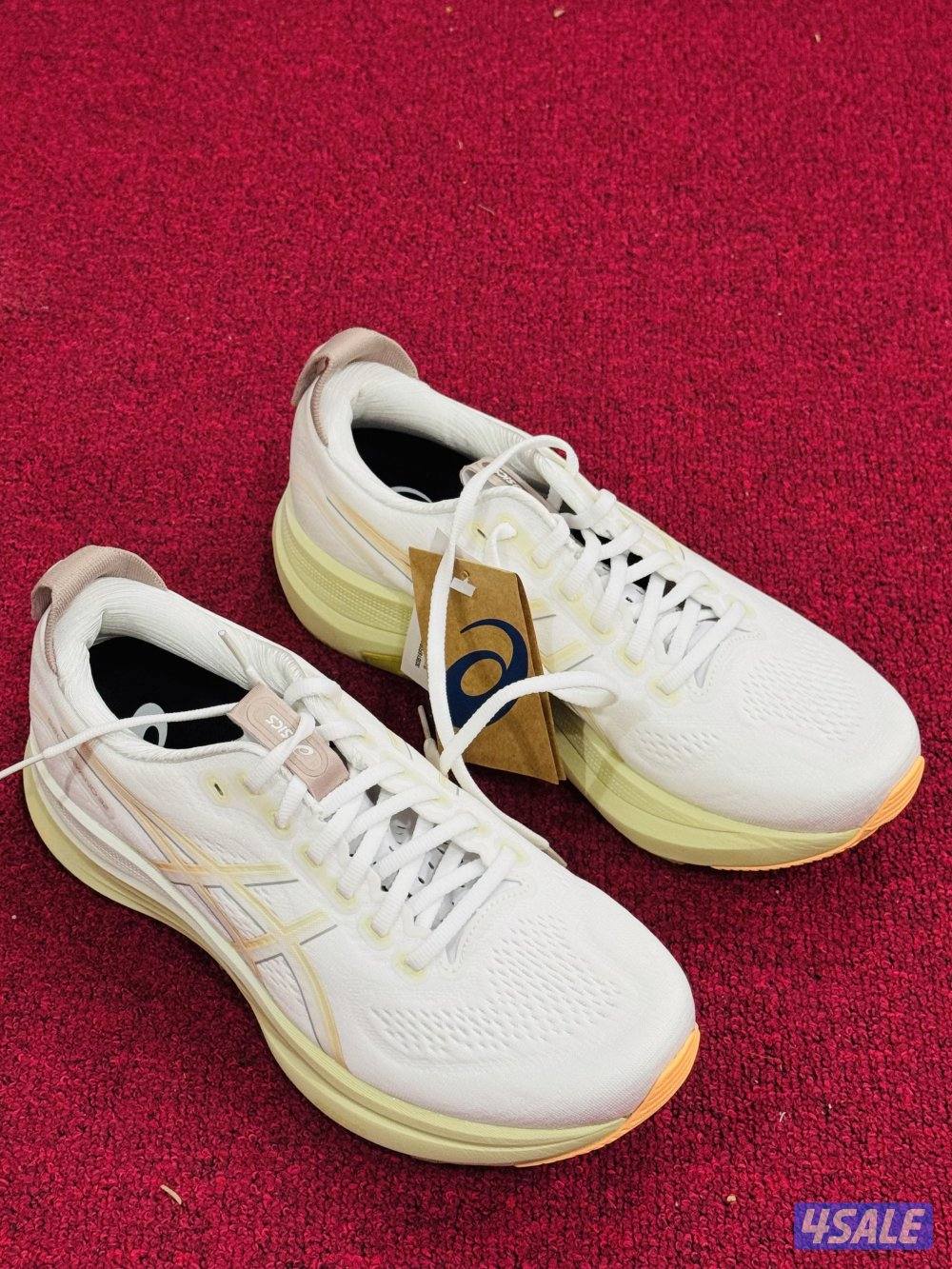 Ascis Gel kyano - 32 , Size- 40.5 , New0