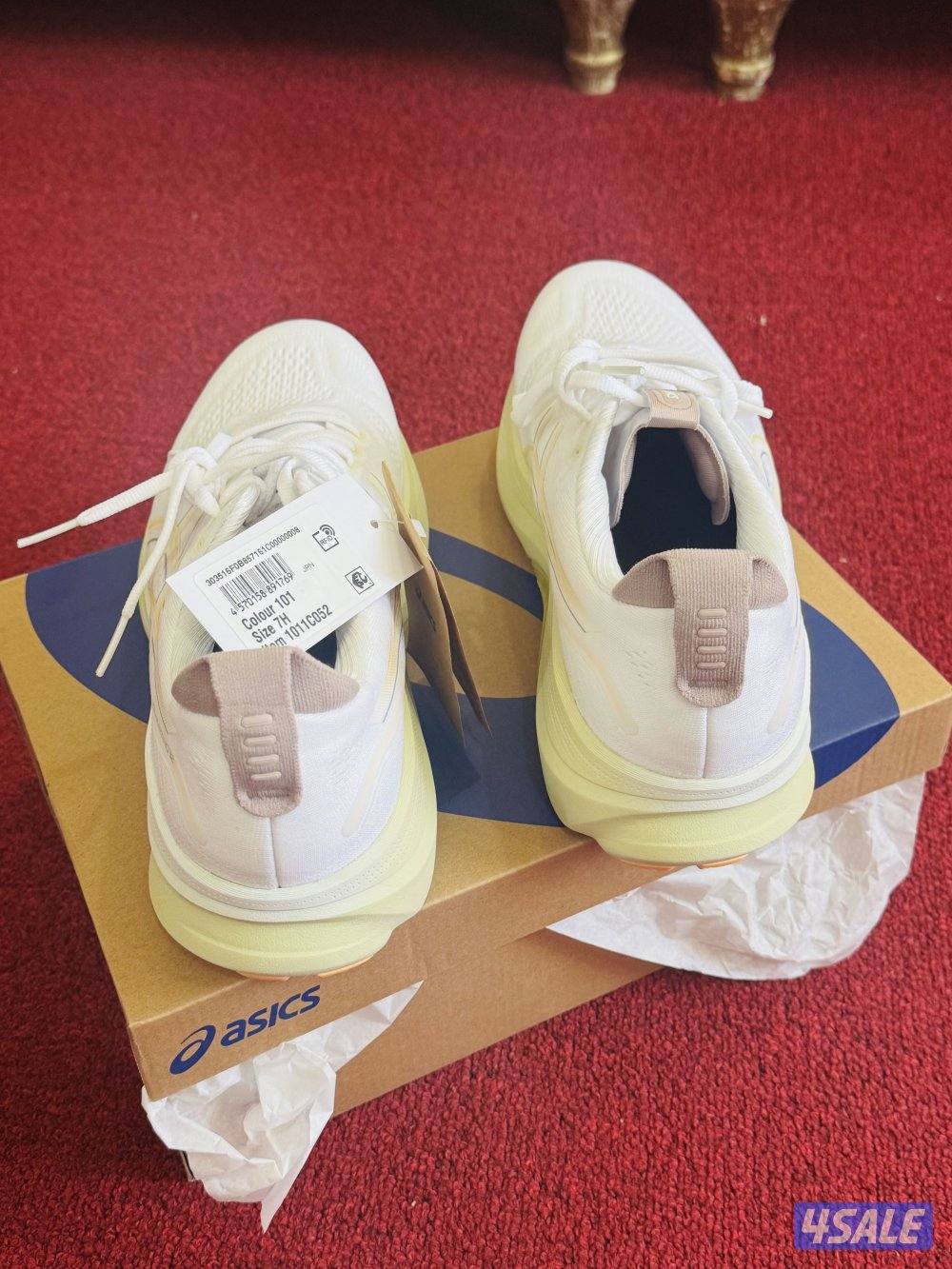 Ascis Gel kyano - 32 , Size- 40.5 , New4