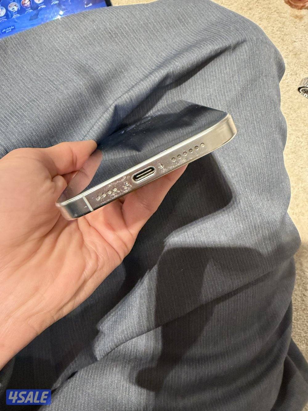 ايفون ١٦ برو ماكس ٢٥٦ قيقا1