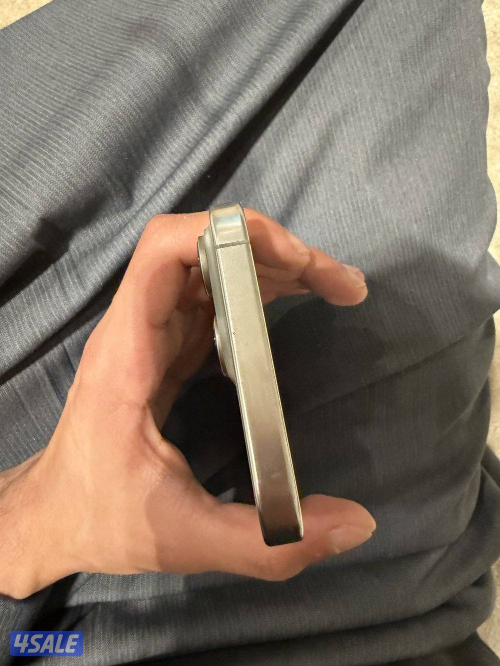 ايفون ١٦ برو ماكس ٢٥٦ قيقا3