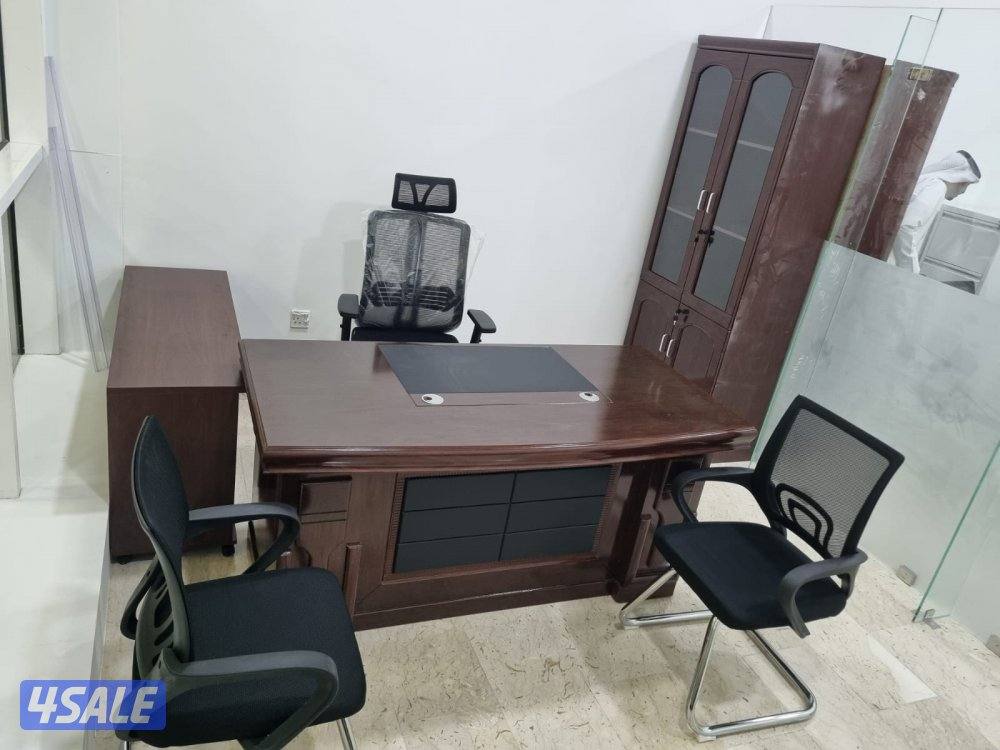 اثاث مكتبي شامل جديد مكاتب دراسية مكاتب موظفين ومدراء خشب وزجاج كراسي1