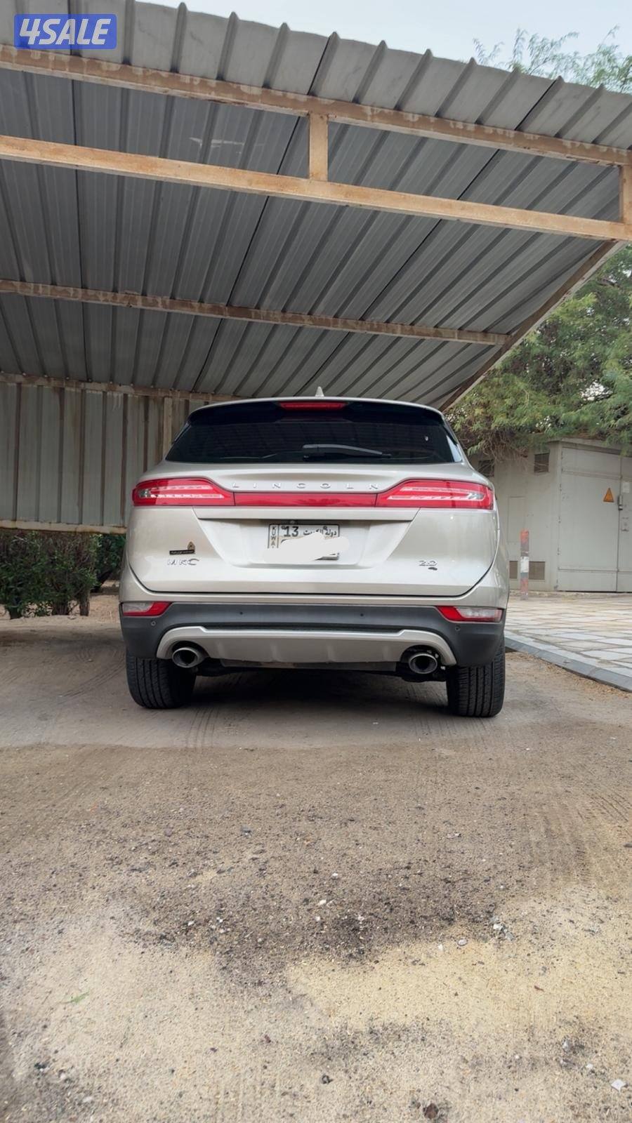لنكولن MKCموديل 2015 عداد فقط عداد 96 الف لايوجد اصباغ كاملة المواصفات1