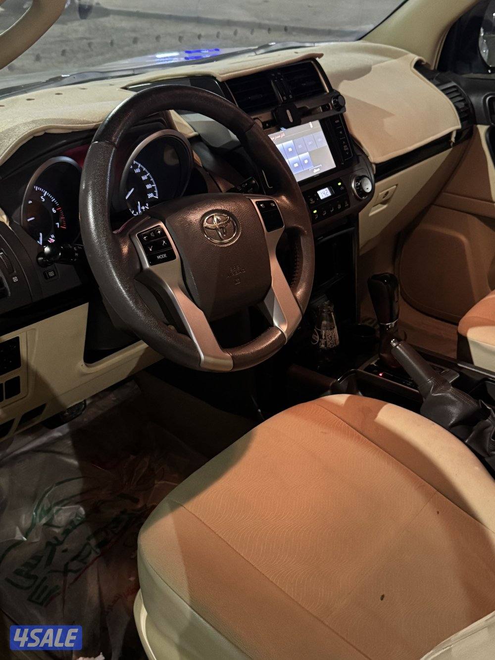 للبيع برادو 2015 شرط الفحص والفحص موجود قدامك الممشى 215 الف بدون فتحه3