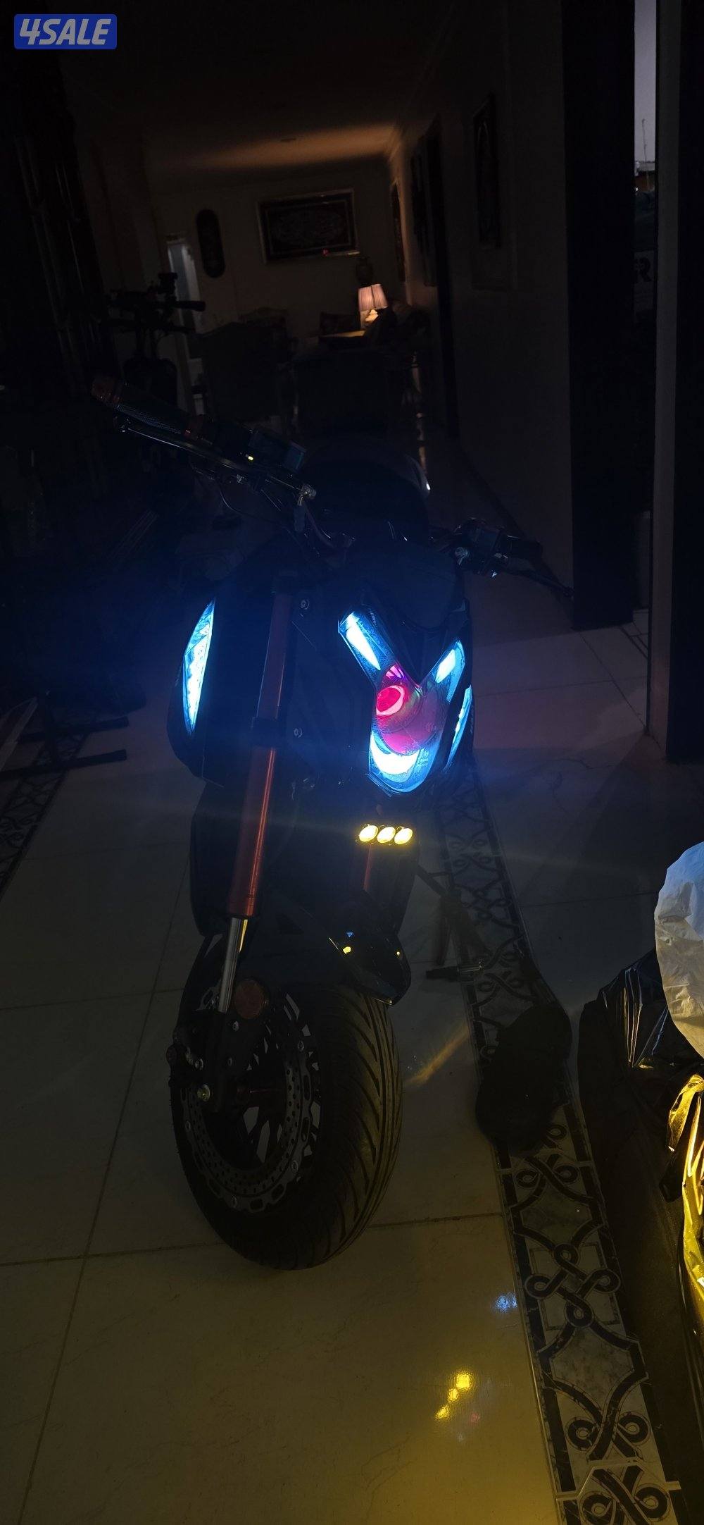 للبيع سيكل شحن نيكد بايك موديل ٢٠٢٤ 72v3