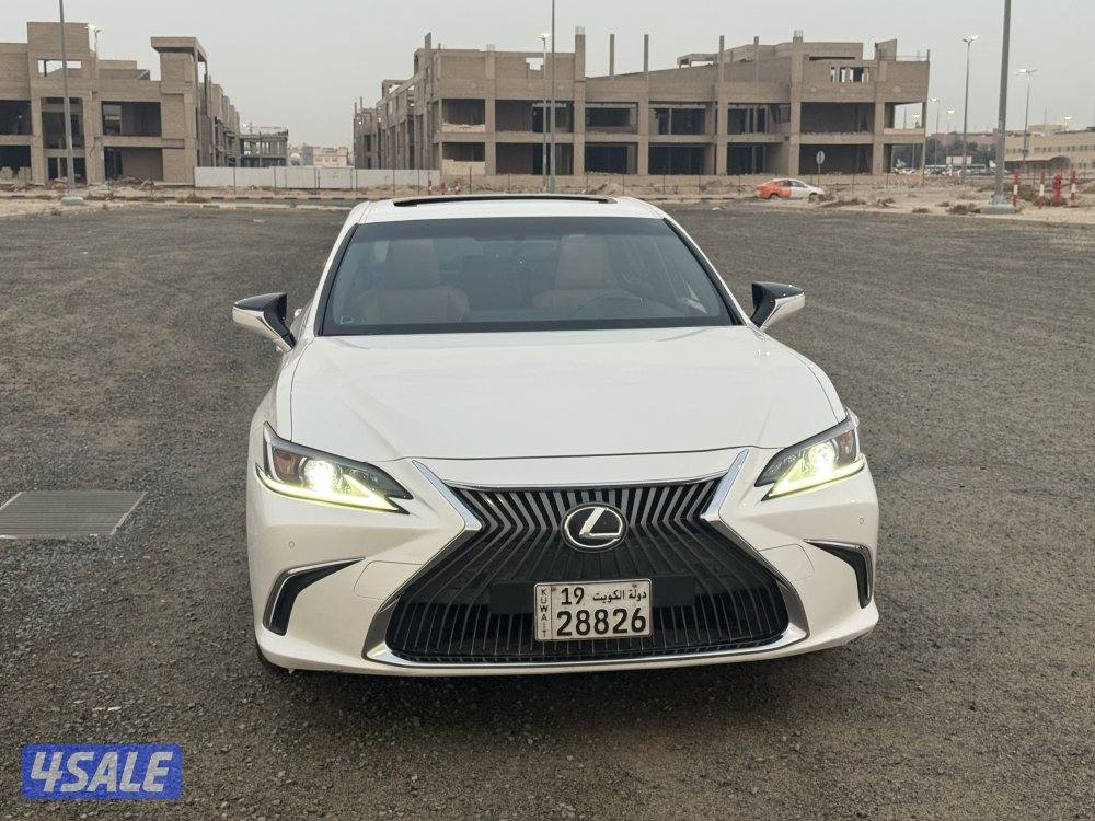 للبيع لكزسES250-20200
