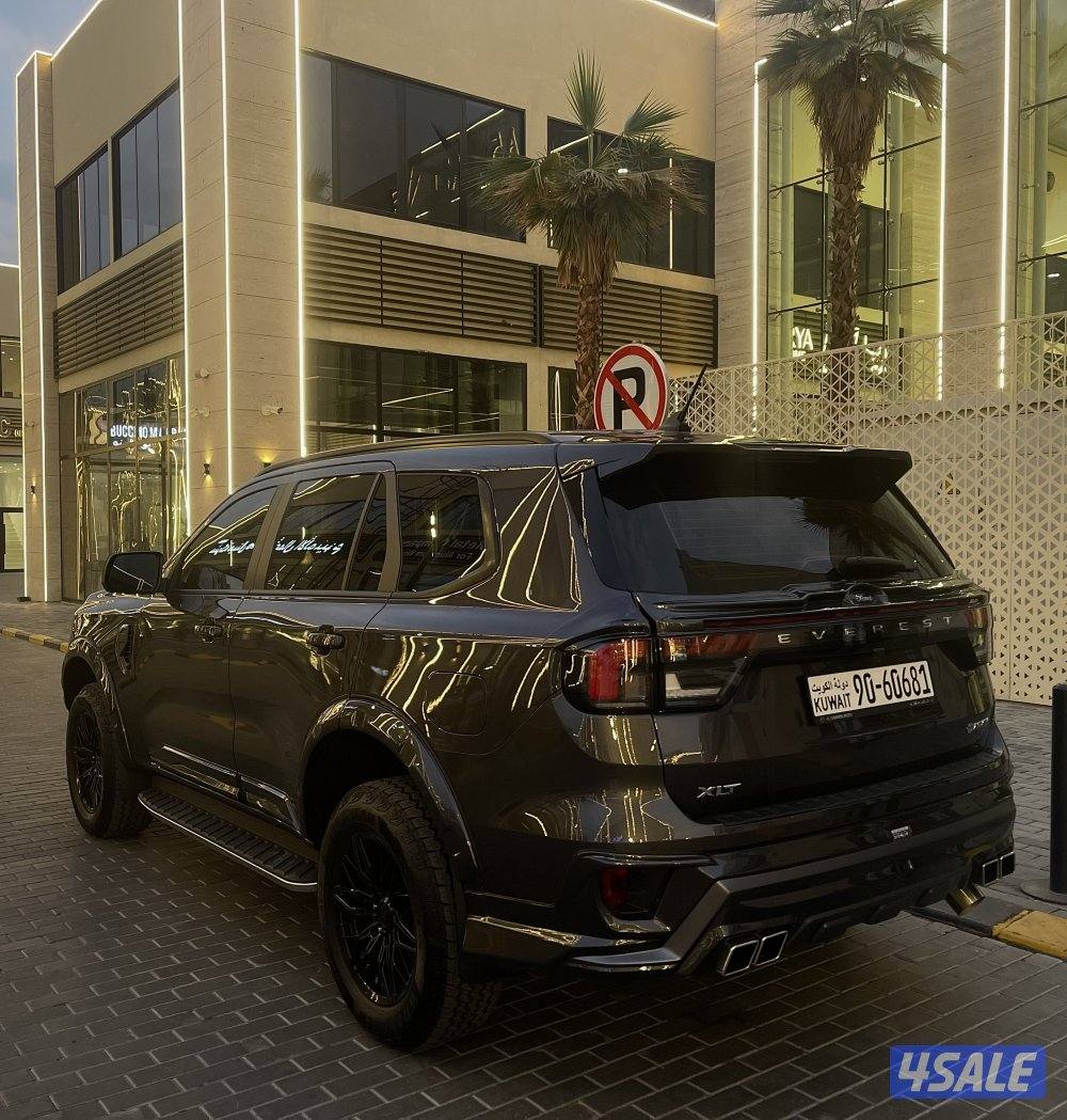 ايفرست ستليث 2025 اصفار بحاله المصنع3