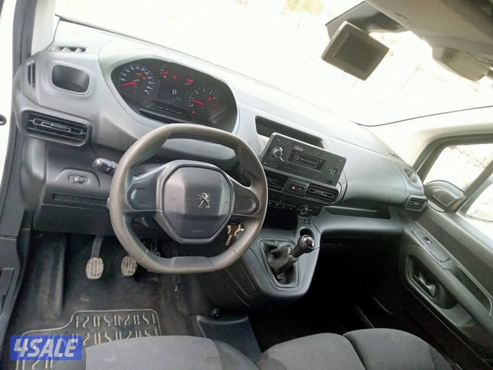 للبيع بيجو بارتنر موديل 20226