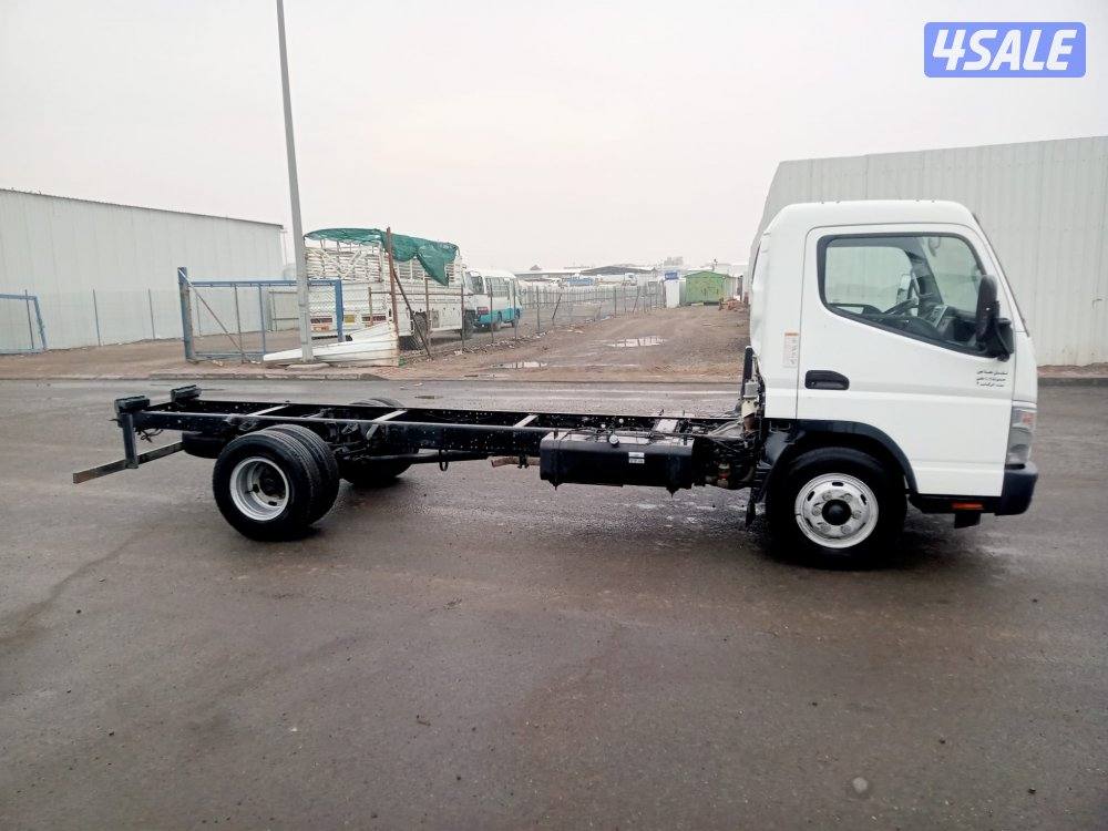 ميتسوبيشي كانتر شاصي موديل 20213