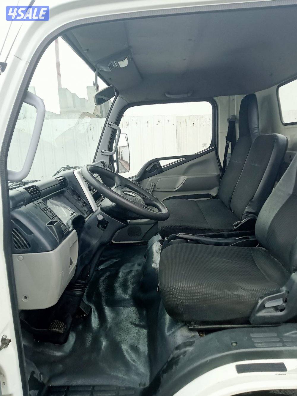 ميتسوبيشي كانتر شاصي موديل 20214