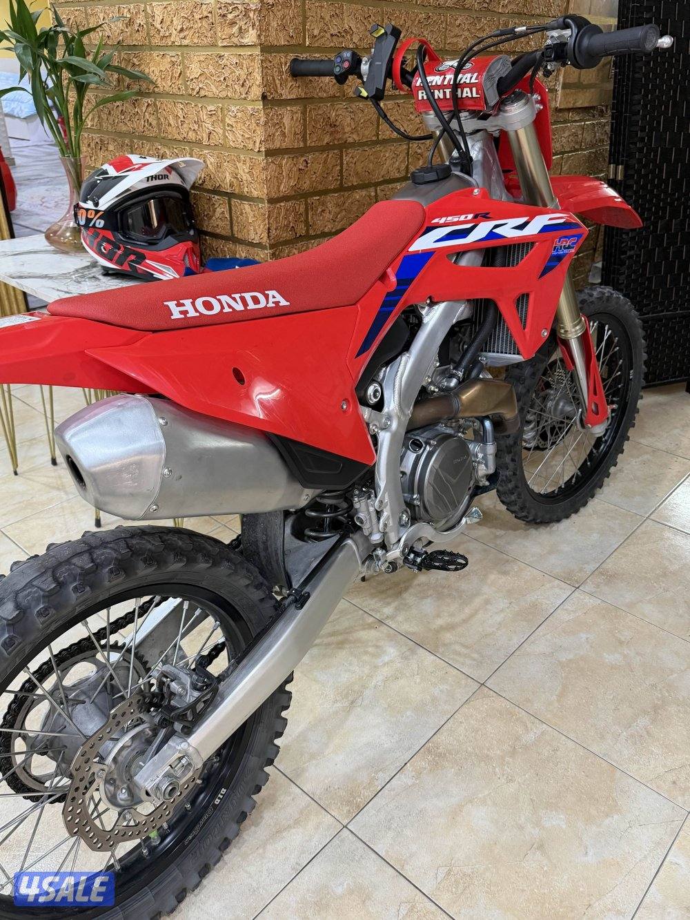 Crf 450r بحاله الوكاله0