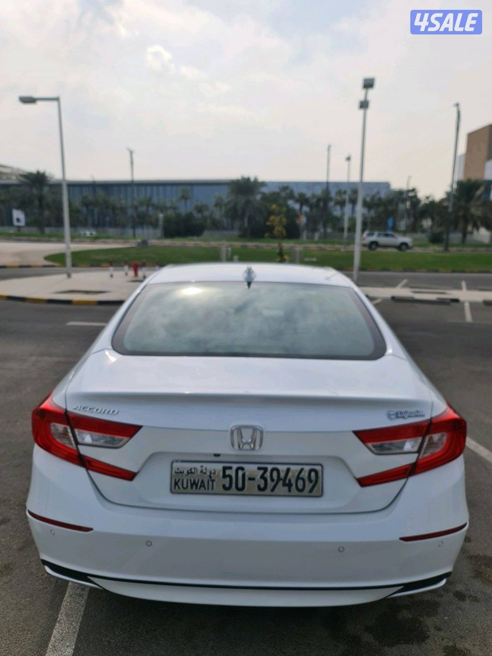 هوندا اكورد_ سنة الصنع 2018 فول عداد 61 km (صبغ الوكاله )6