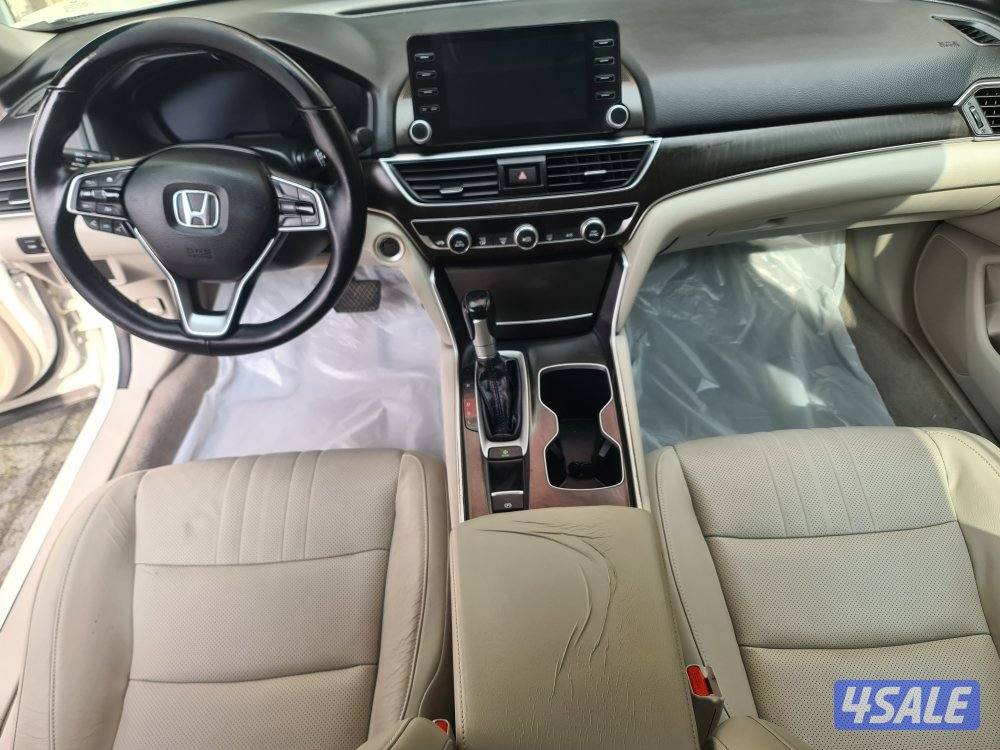 هوندا اكورد_ سنة الصنع 2018 فول عداد 61 km (صبغ الوكاله )8