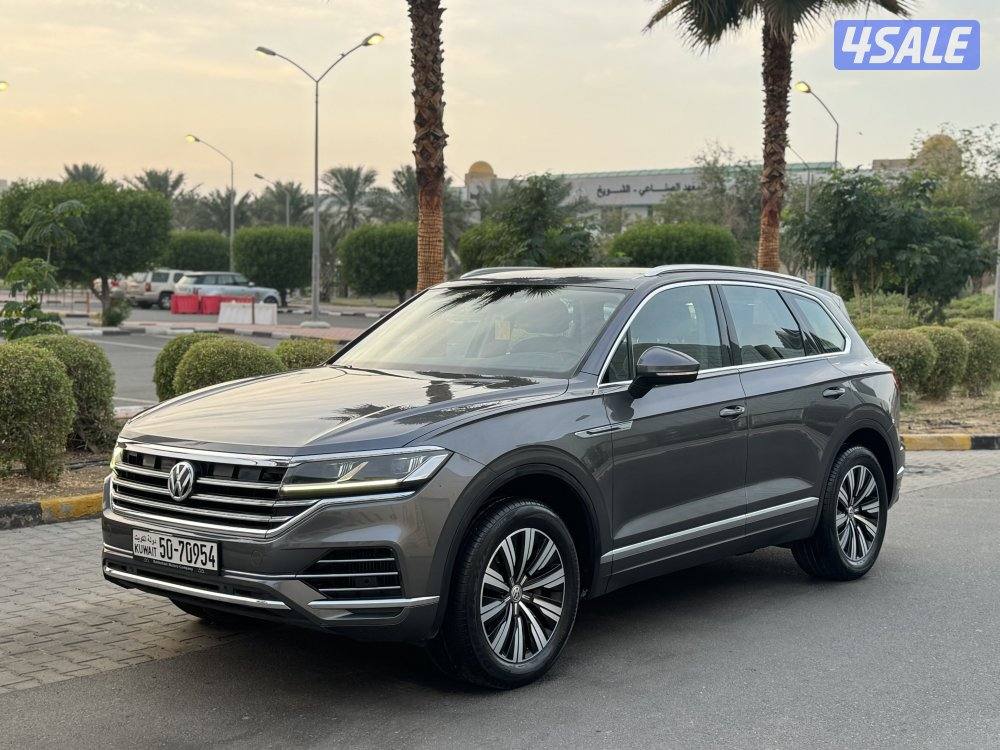 فولكس واجن طوارق V6 موديل 2019 بحاله الوكاله0