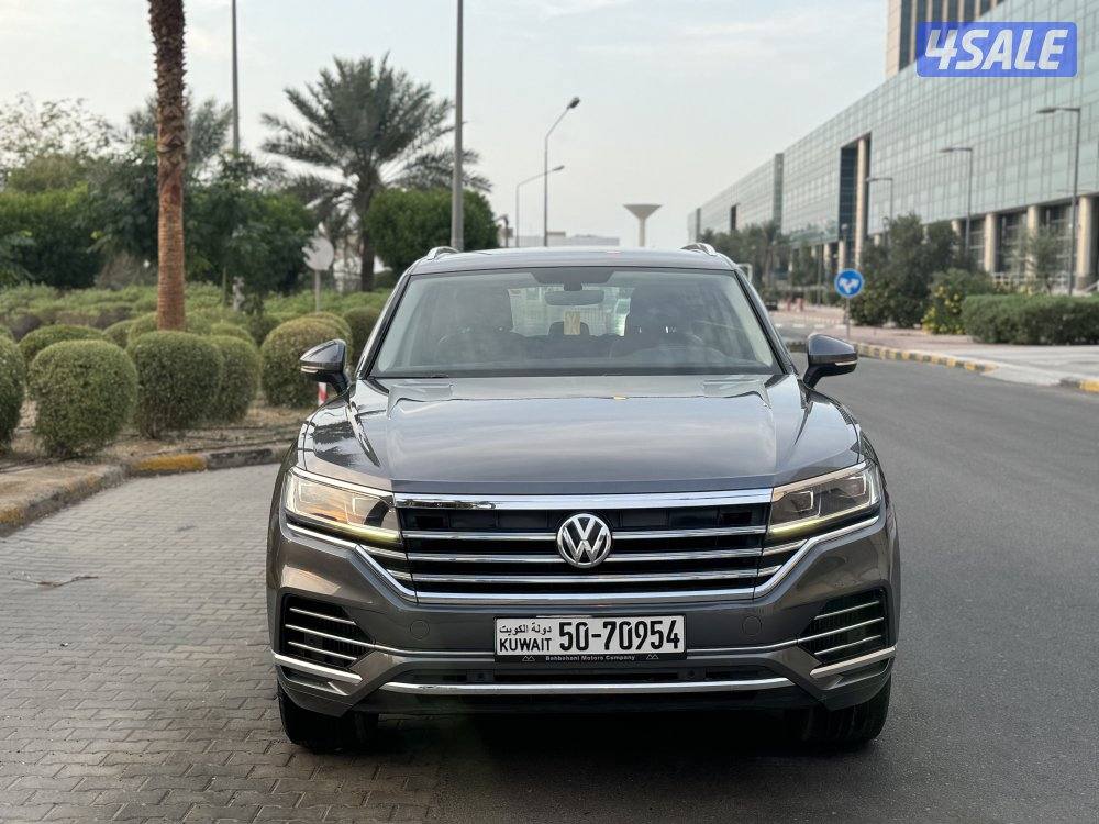 فولكس واجن طوارق V6 موديل 2019 بحاله الوكاله2