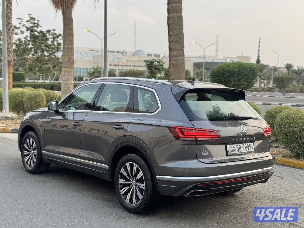 فولكس واجن طوارق V6 موديل 2019 بحاله الوكاله4