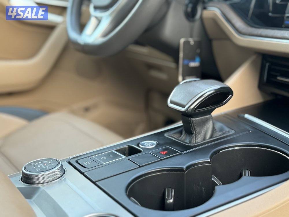 فولكس واجن طوارق V6 موديل 2019 بحاله الوكاله12