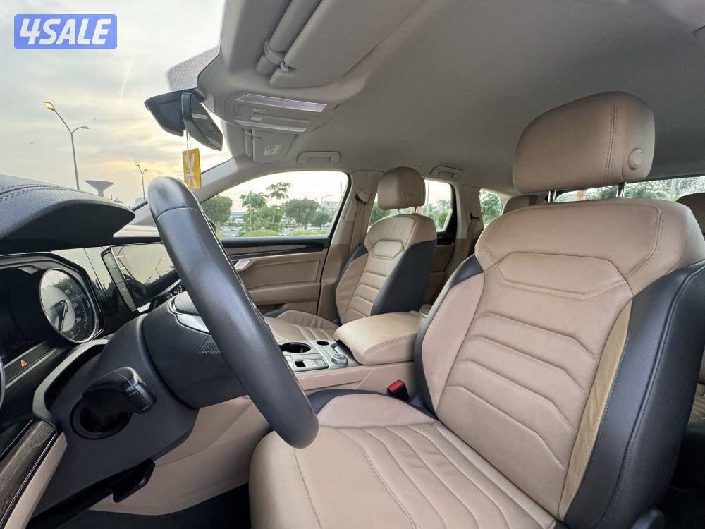 فولكس واجن طوارق V6 موديل 2019 بحاله الوكاله13