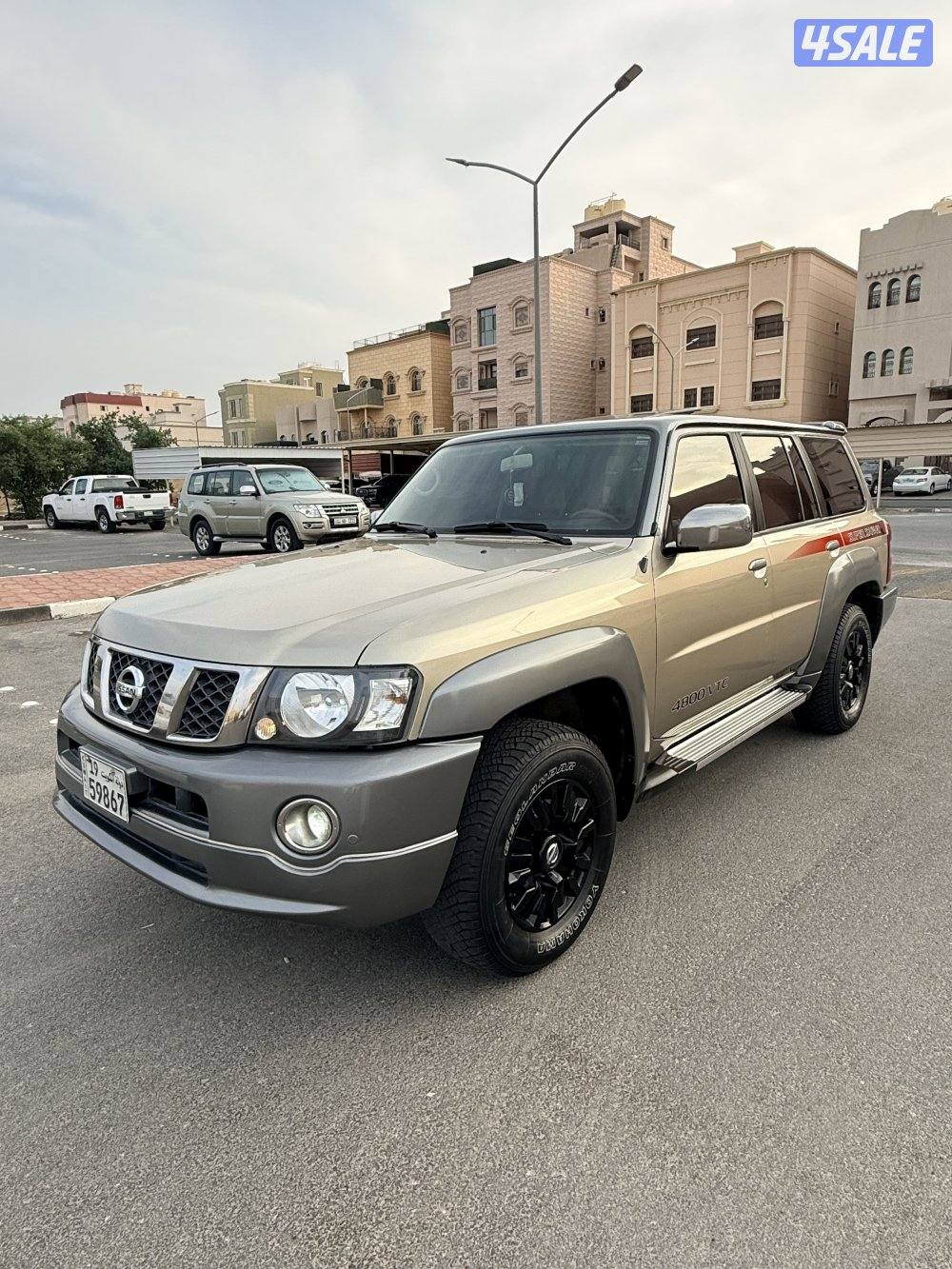 للبيع سوبر سفاري وارد الإمارات2