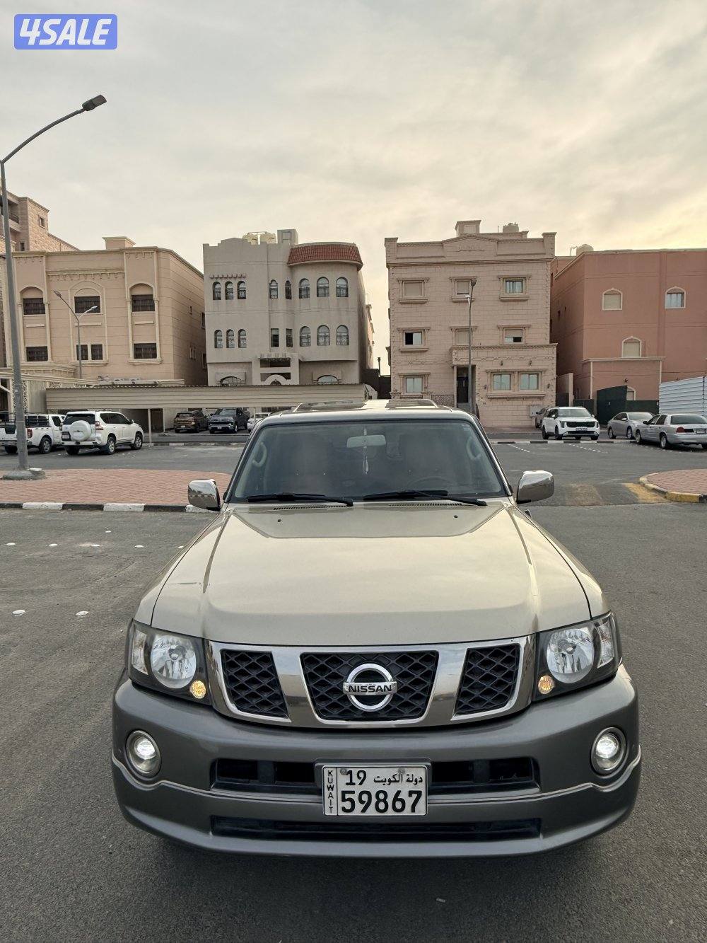 للبيع سوبر سفاري وارد الإمارات4