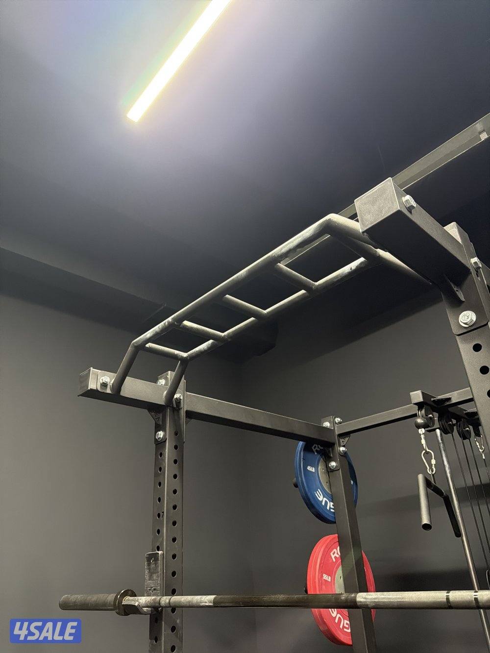 راك ثابت مع جهاز كيبل - استخدام قليل جدا1