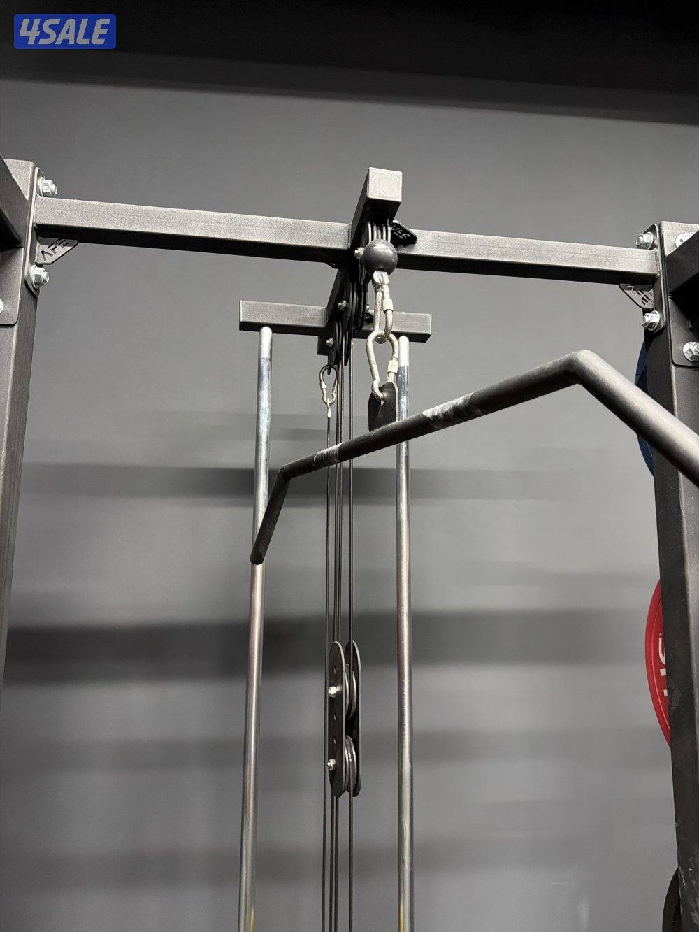 راك ثابت مع جهاز كيبل - استخدام قليل جدا2