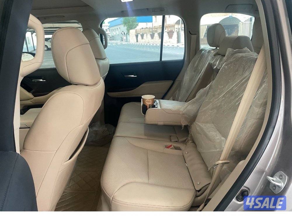 لاندكروزر20235