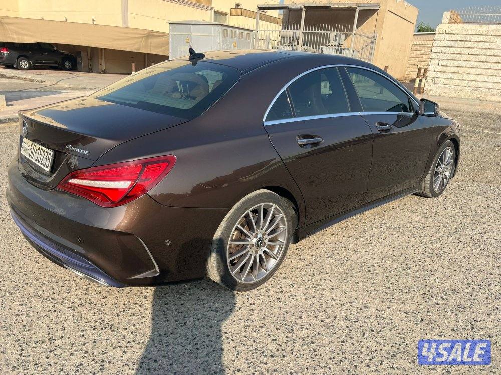 مرسيدس CLA250 موديل 2018 البشر اللون بني داخل جلد تان ماشي 100الف.2