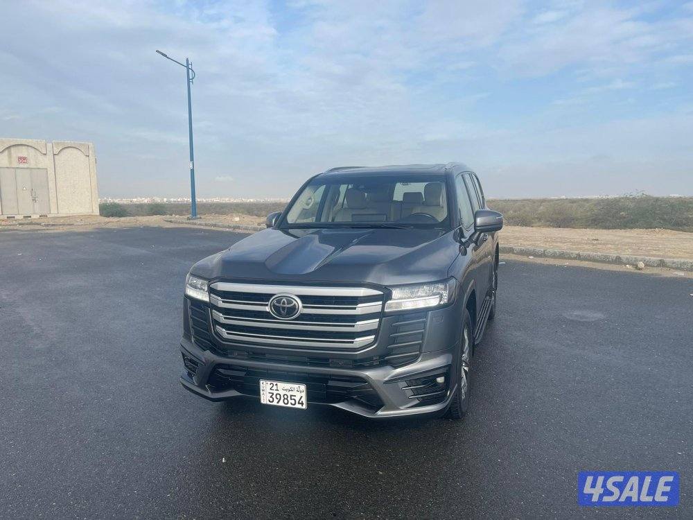 لاندكروزر GXR ايرو اس 20220