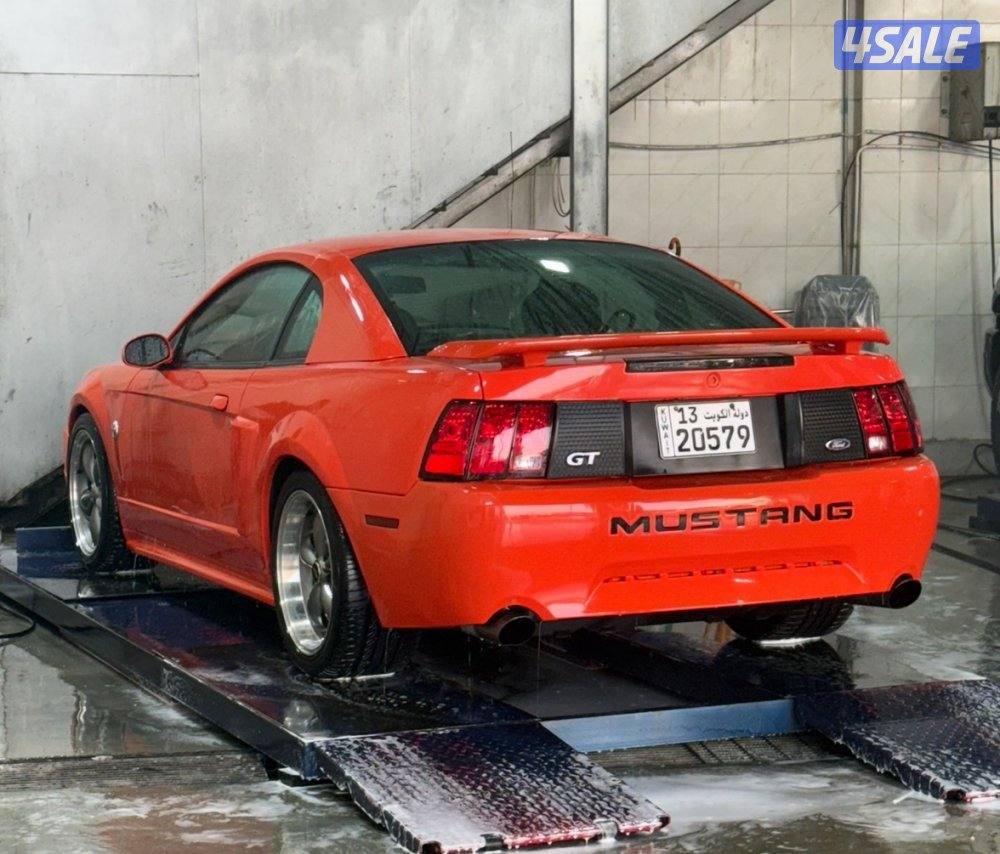 للبيع فقط موستنق 2004 قير عادي نظيف0