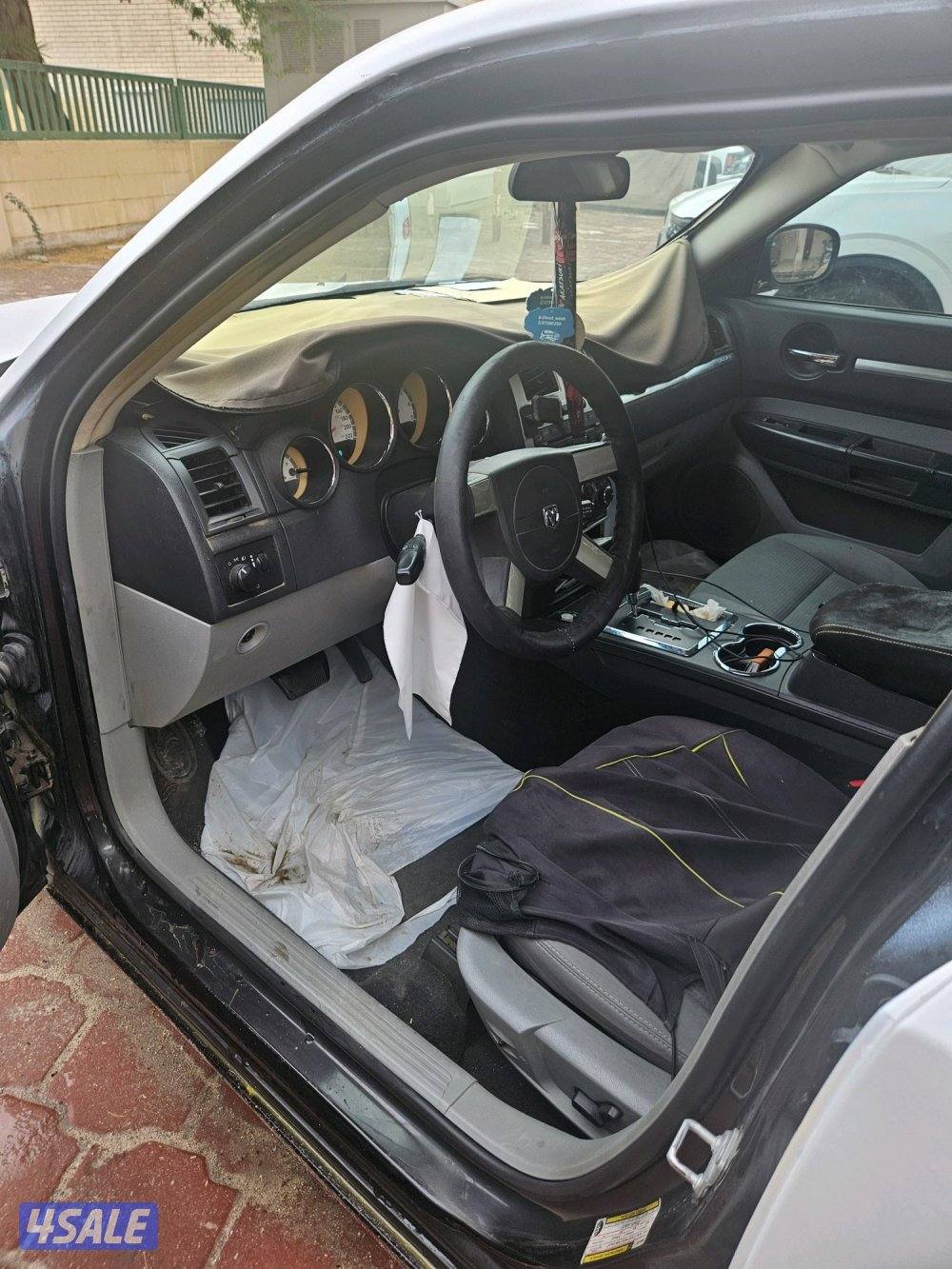 للبيع دودج تشارجر2