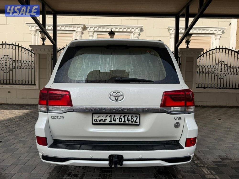 لاند. كروز الساير موديل 2016 عداد 233 الف1